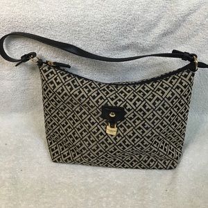 Tommy Hilfiger shoulder bag